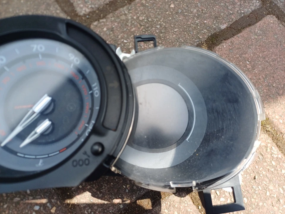 Relojes y contador de revoluciones Citroen DS3 Mk1 DSPORT 96664544XT A2C53310371 Foto 4 de 4