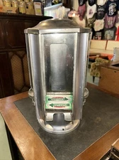 Vintage Spinning Wrigley's Gum Dispenser