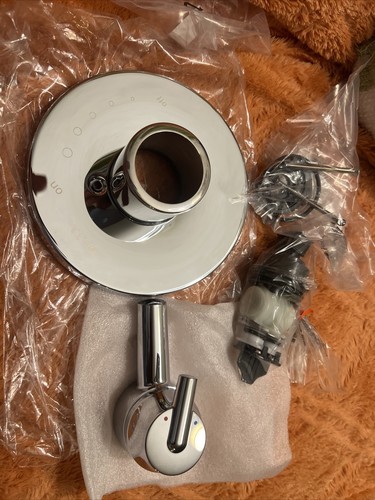 Delta T17059 Grifo 17 Series Dual Function Shower Handle Valve Trim Chrome. - Imagen 4 de 6