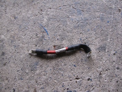 BMW 1er F20 F21 3er F30 F31 Pluskabel Stützpunkt B+ 8616810