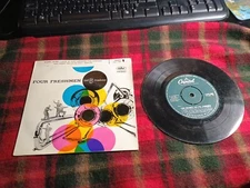 4 Freshmen and 5 Trombones Part 1 (7") EAP 1-683 (Pete Rugolo)