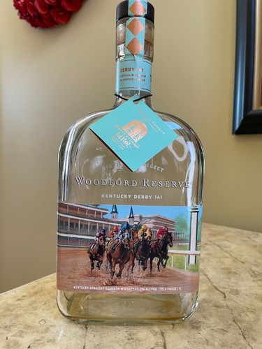2015 Kentucky Derby #141 Woodford Reserve Bottle w/ Tag Churchill Downs - Sharp!