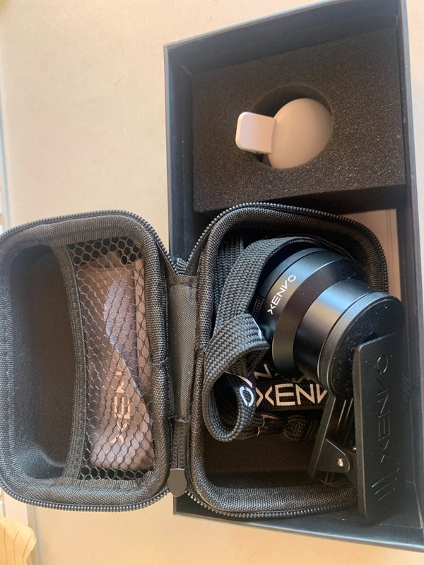 NEW IN BOX xenvo pro lens kit + glow clip LED light