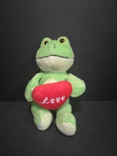 Green frog plush toy with Heart "Love" ❤️ 