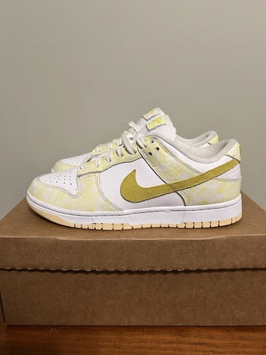 Nike Womens Dunk Low OG Yellow Strike - Size 8W - DM9467 700