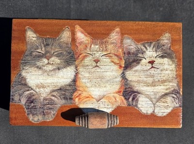 Vintage Cedar Box Kitty Cat Embellished 5.5 By 3.5 By 2.5 Trinket Treasure Box