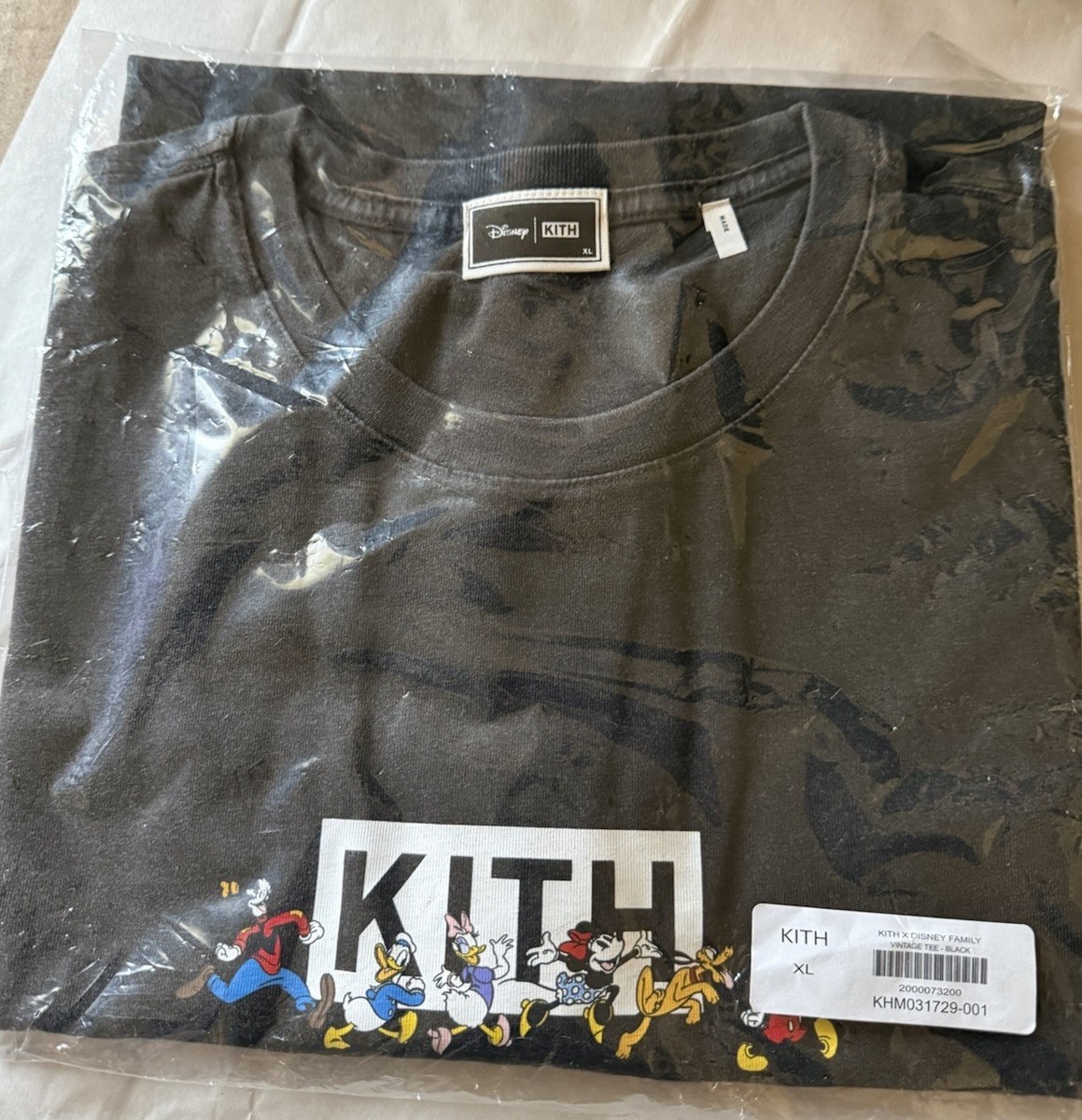 Kith x Disney Mickey & Friends Family Vintage Tee Black XL Box