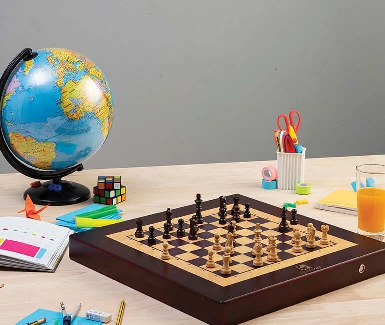 Conjunto Square Off Grand Kingdom SQF-GKS-024 – Tabuleiro de xadrez inteligente com movimento automatizado - Imagem 3 de 4