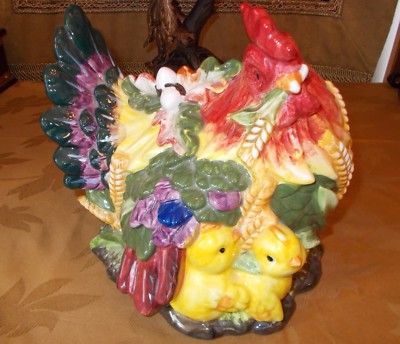 Perky Porcelain Hen With Two Chicks