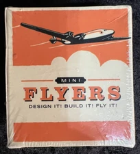 Mini Flyers: Design It! Build It! Fly It!  Box Book Great for Stocking Stuffer