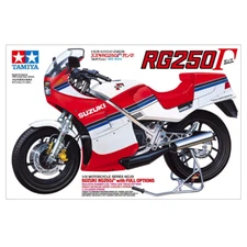 Tamiya 14029 Suzuki RG250Γ with Full Options 1/12