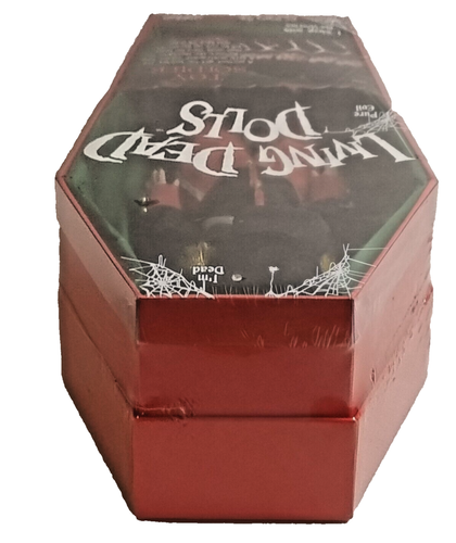 Living Dead Dolls Toy Soldier Red Coffin Box - Picture 6 of 10