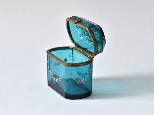 Antike Glas Schatulle Zuckerdose Blau Türkis Email Blumen Vogel 19 Jh. - Picture 6 of 16