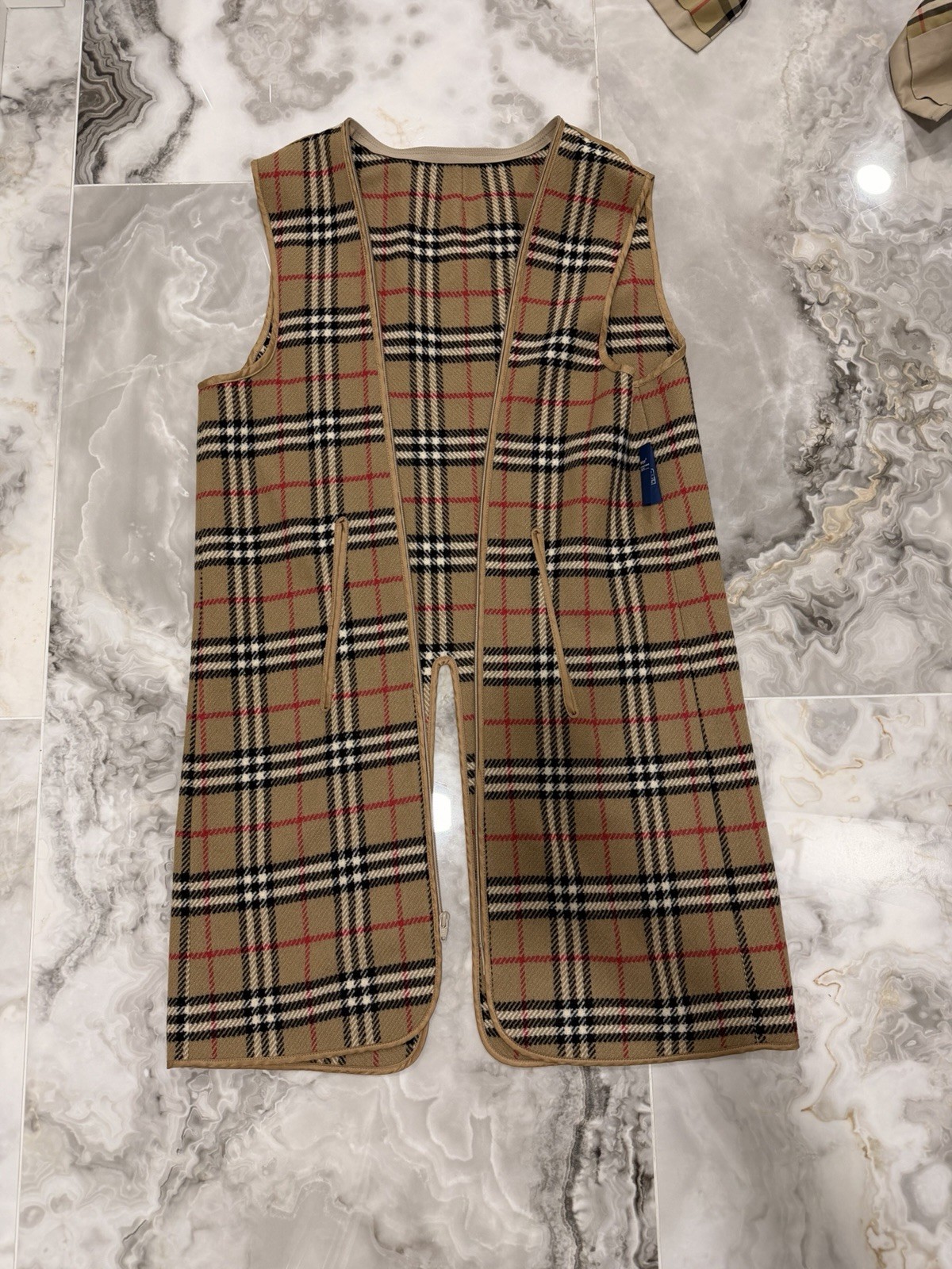Vintage Burberrys Beige Trench Coat,Removable Nova Check Wool Liner,Classic Fit image 9