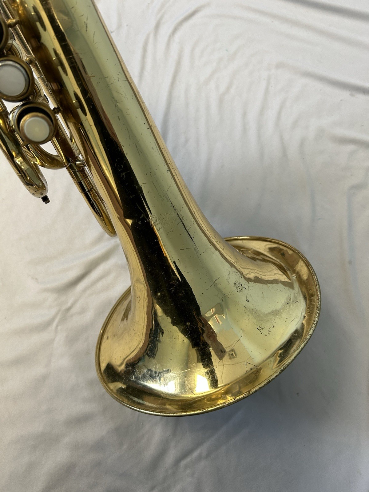 DYNASTY M570 MARCHING BARITONE HORN + CASE