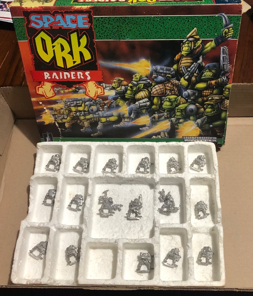 RARE WARHAMMER 40K SPACE MARINE SCOUT BOLTER 1 1ère VERSION OOP VNC