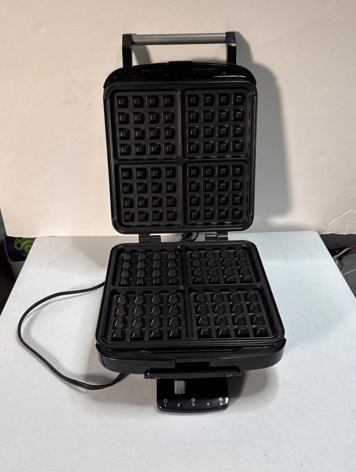 Cuisinart WAF-100 Negro 4 Rebanadas Gofrera Antiadherente Ajustable Browning Foto 2 de 4