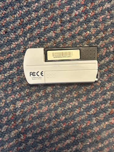 Creative Labs MuVo TX White 1GB USB Drive MP3 Player w/ FM Radio ...