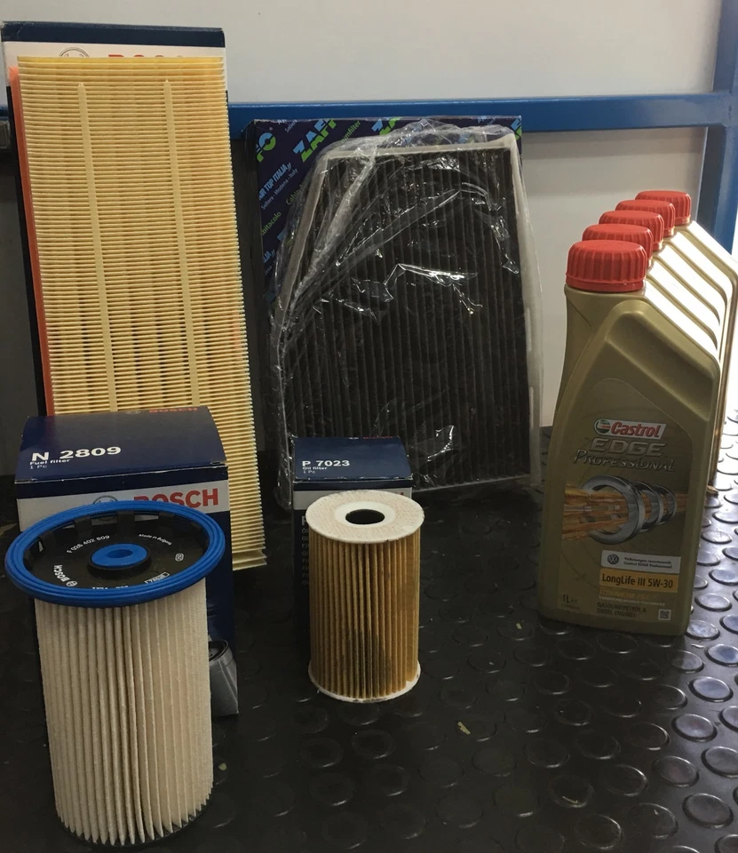 KIT TAGLIANDO 4 FILTRI BOSCH 5 LITRI CASTROL 5W30 VW TIGUAN 2.0 TDI 140 CV CFFB