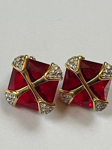 Stunning Swarokvski Swan Signed Rich Red Square Glass w Goldtone Cross & Clear - Picture 4 of 14