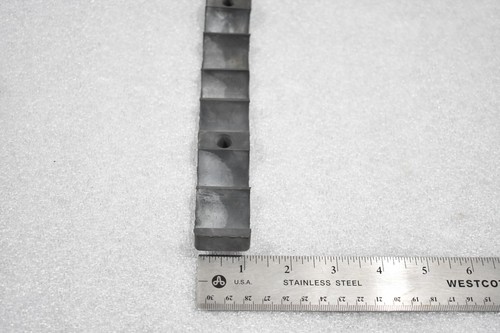 CAT CATERPILLAR 1199399 BLOCK, RUBBER 9-5/8 INCHES X 1 INCH WIDE - Picture 4 of 4