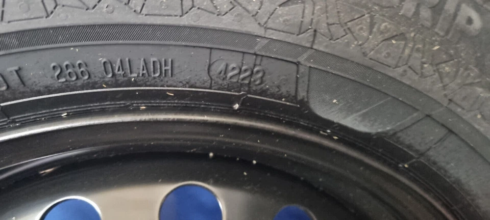 Satz Winterräder Ford Transit Tourneo Custom ab 0823 215 65 R16 Original 2712273 - Bild 4 von 4