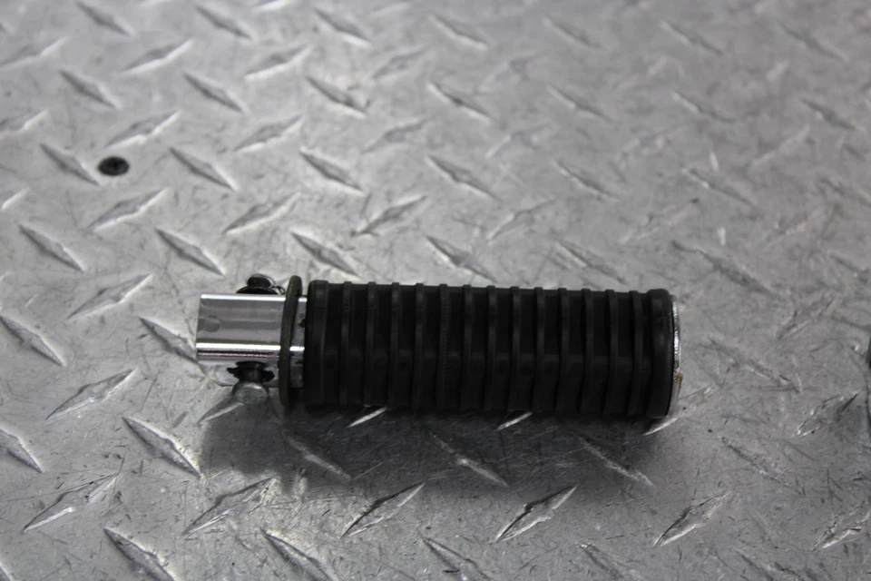 2005 HONDA SHADOW SPIRIT 750 VT750DC ЗАДНИЙ НОЖНОЙ КОЛЫШЕК НАБОР 50715-KC2-770 - Изображение 2 из 4