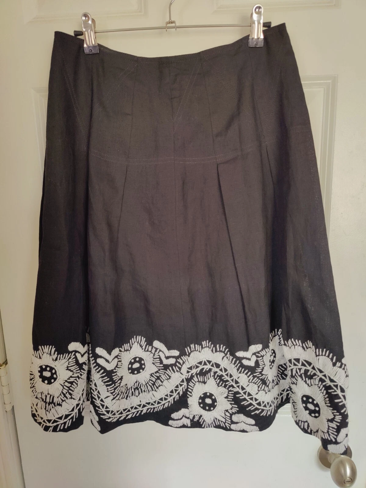 Isda & Co 100% Linen Boho Black White Embroidered Knee Length Skirt S/M (28")