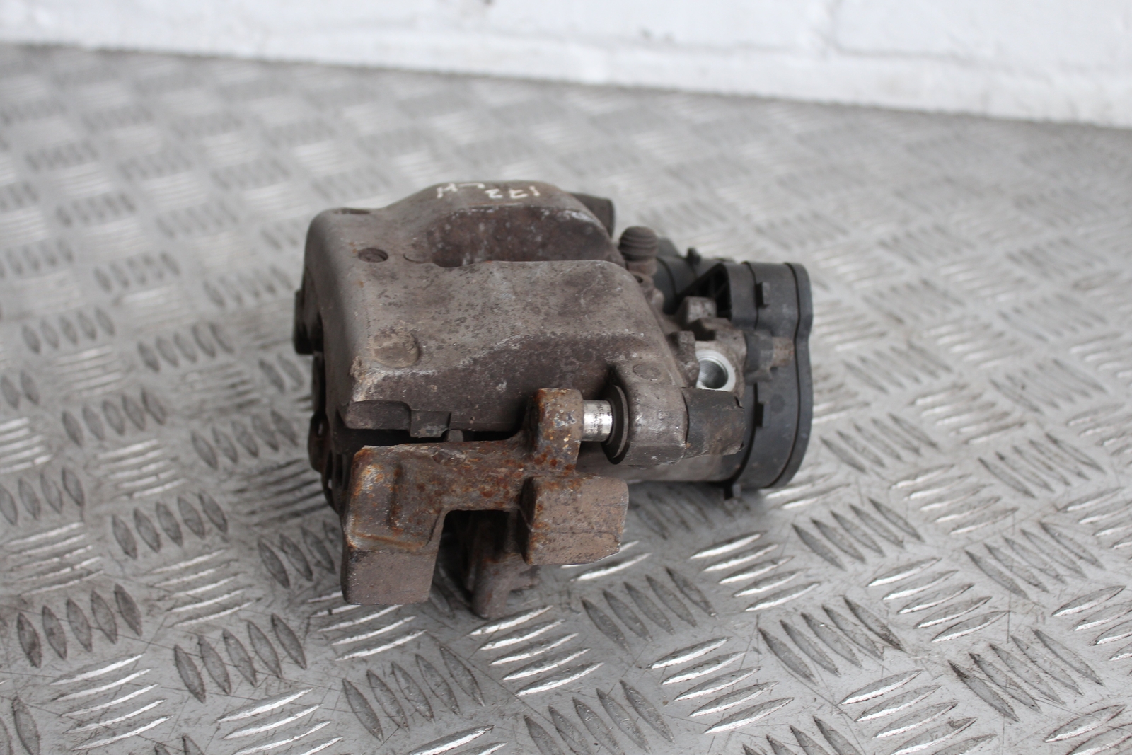 Mercedes-Benz C Class W205 Brake Caliper Rear Left Side  