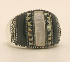 Sterling Silver Mother of Pearl, Black Onyx, Marcasite Band Ring. Size 8