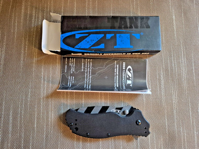 ZERO TOLERANCE , 0350TSST  FLIPKNIFE  G-10 BLACK TIGER STRIPE, DROP POINT W/BOX