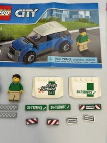 LEGO CITY: Pickup Tow Truck (60081) ~ Retired ~ Complete ~