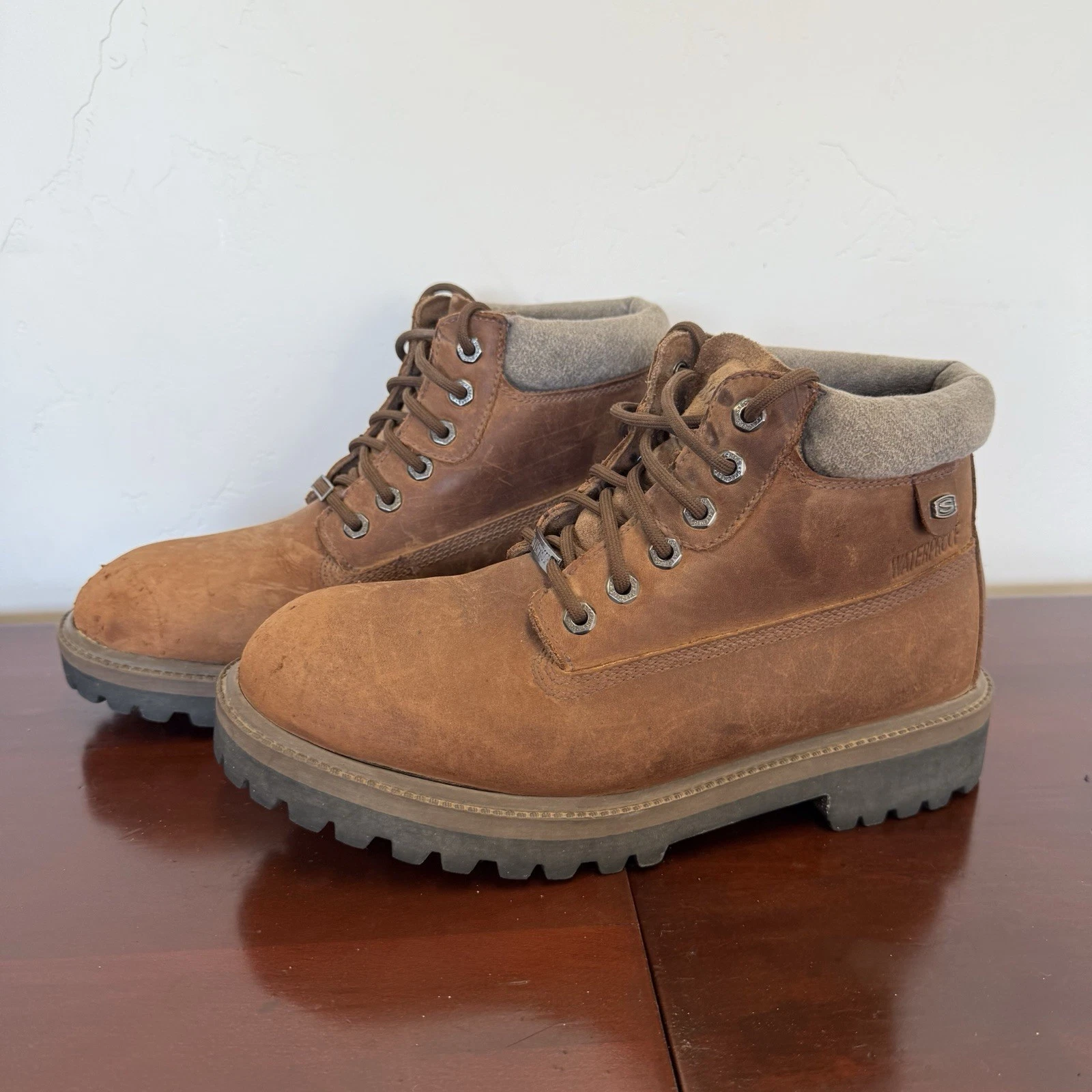Skechers Mens Waterproof Brown Leather Boots Memory Foam SN4243 Size 10 Y2K