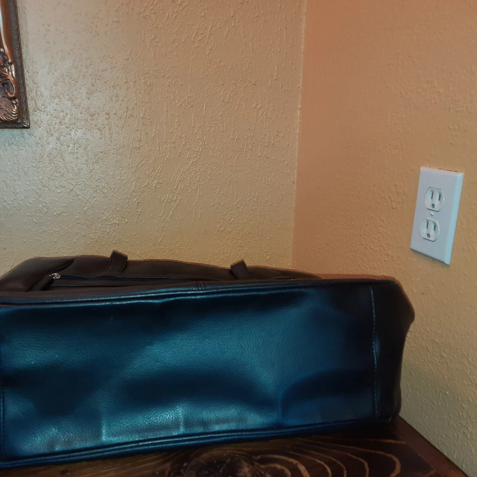 Nuevo Bolso de Mano Buxton the Carolina Negro, 16.5”x13”x5” Nuevo con Etiquetas Foto 2 de 4