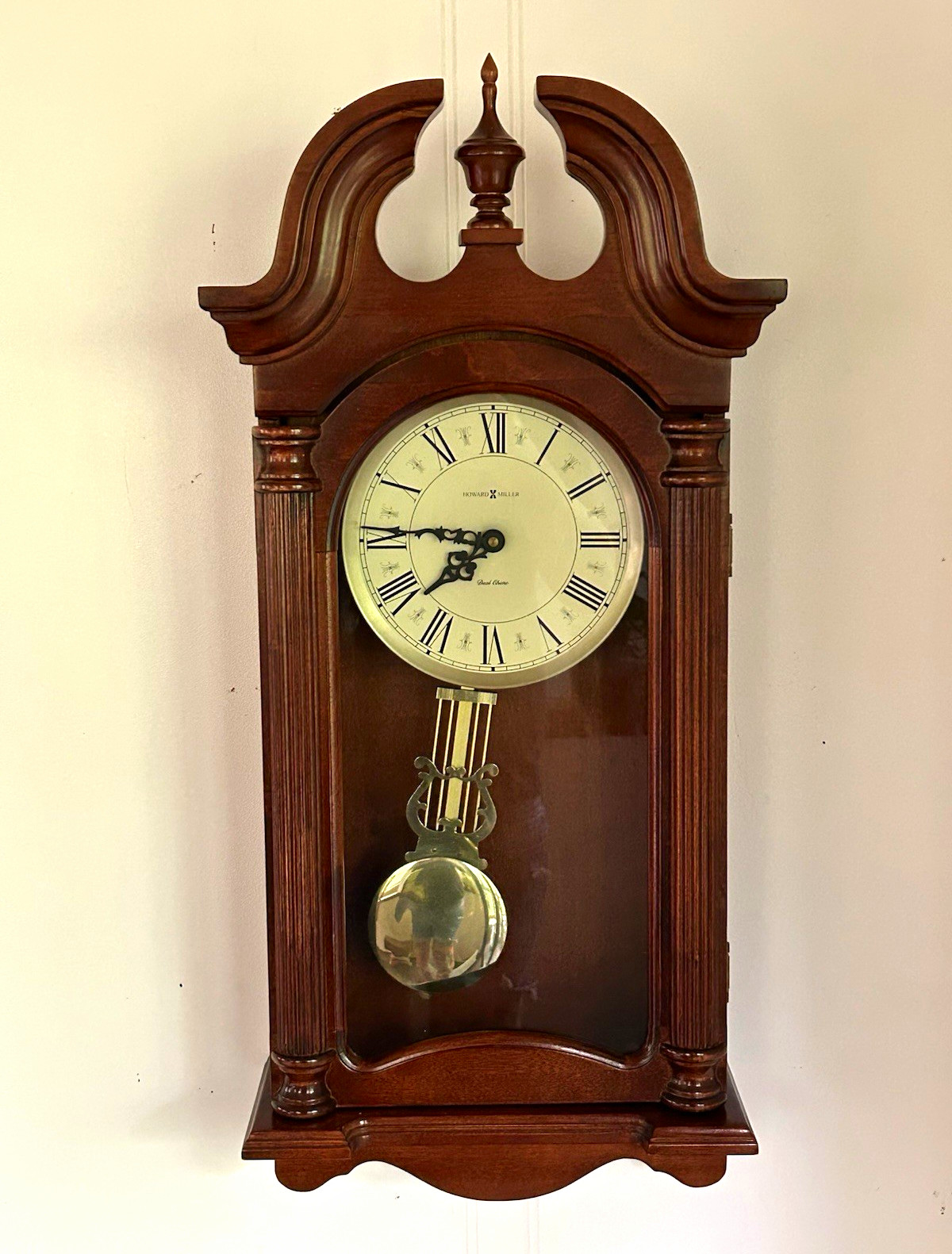 Howard Miller Dual Chime Quartz Pendulum Wall Clock Brown Wood Roman Numerals