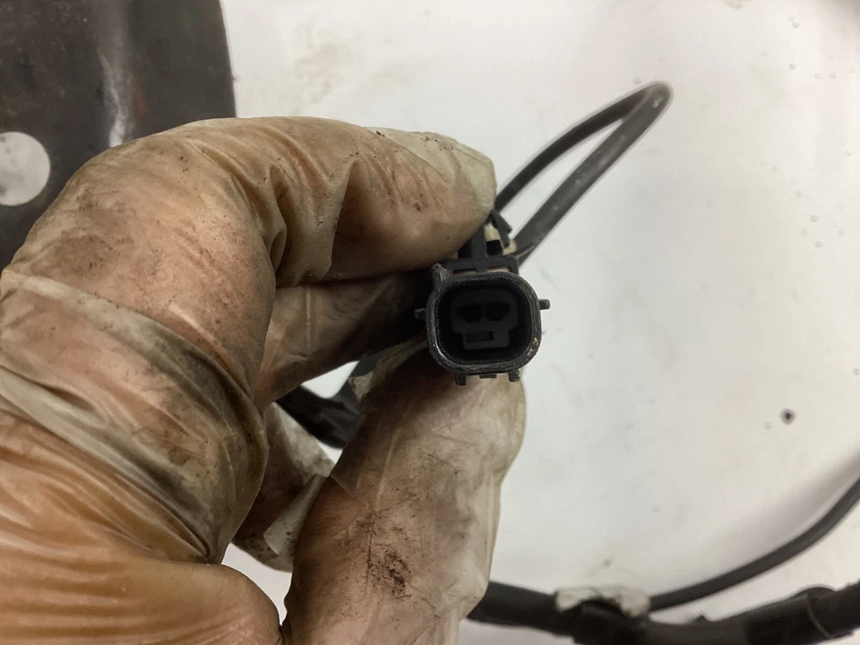 2011 - 2018 丰田 Sienna 右前乘客侧主轴关节和轮毂原始设备制造商 — 第 4/4 张图片