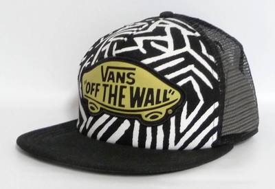Vans - Beach Girl Trucker Snap Back‎ Hat Vans Beach Girl Trucker Hat Floral Black Snap Back Surf  main image 2