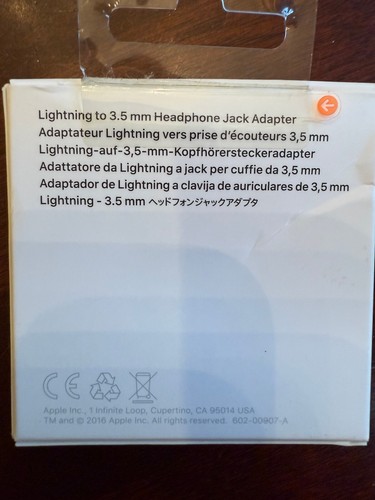 NEW-Apple 3.5mm Lightning to Headphone Jack Adapter-A1759 + Wired Apple Earbuds - Picture 2 of 3