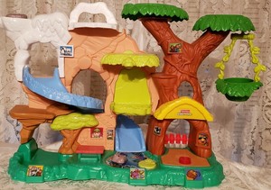 casa de arbol fisher price