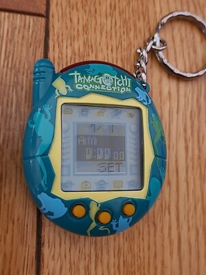 Bandai 2004 Tamagotchi Connection V3, Green Frog, w/ silicone case