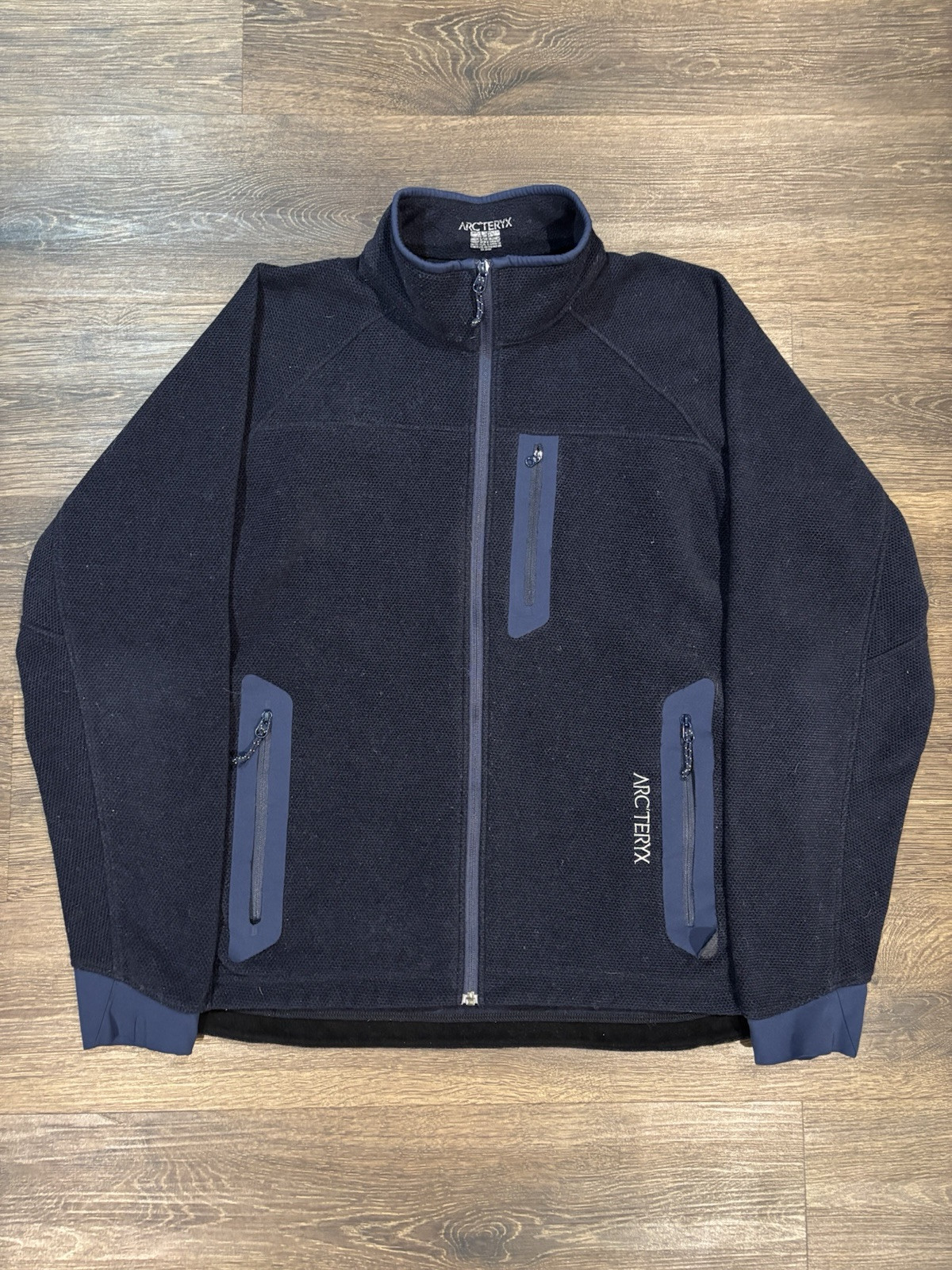 ARC'TERYX Giacca in pile ARC’TERYX vintage Y2K ricamata Polartec Strato taglia L