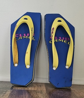 Vintage Joe Camel Cigarette Club Camel Foam Flip Flops Sandals 
