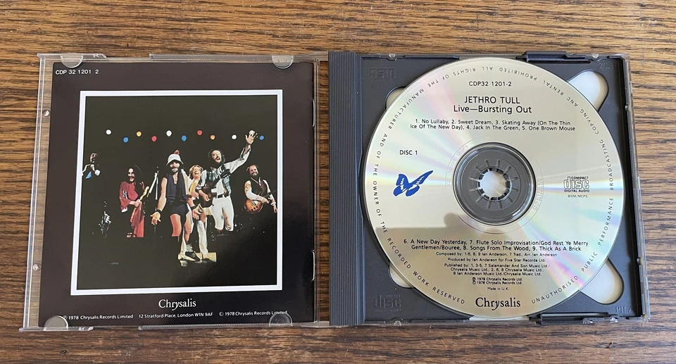JETHRO TULL LIVE - BURSTING OUT Double Audio CD Excellent Condition UK Import - Image 3 of 4