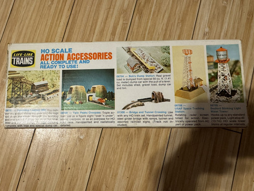 Vtg. Life-Like Train models "Myrtle's Whistle- Stop Diner" with Real Sound! - Picture 3 of 4
