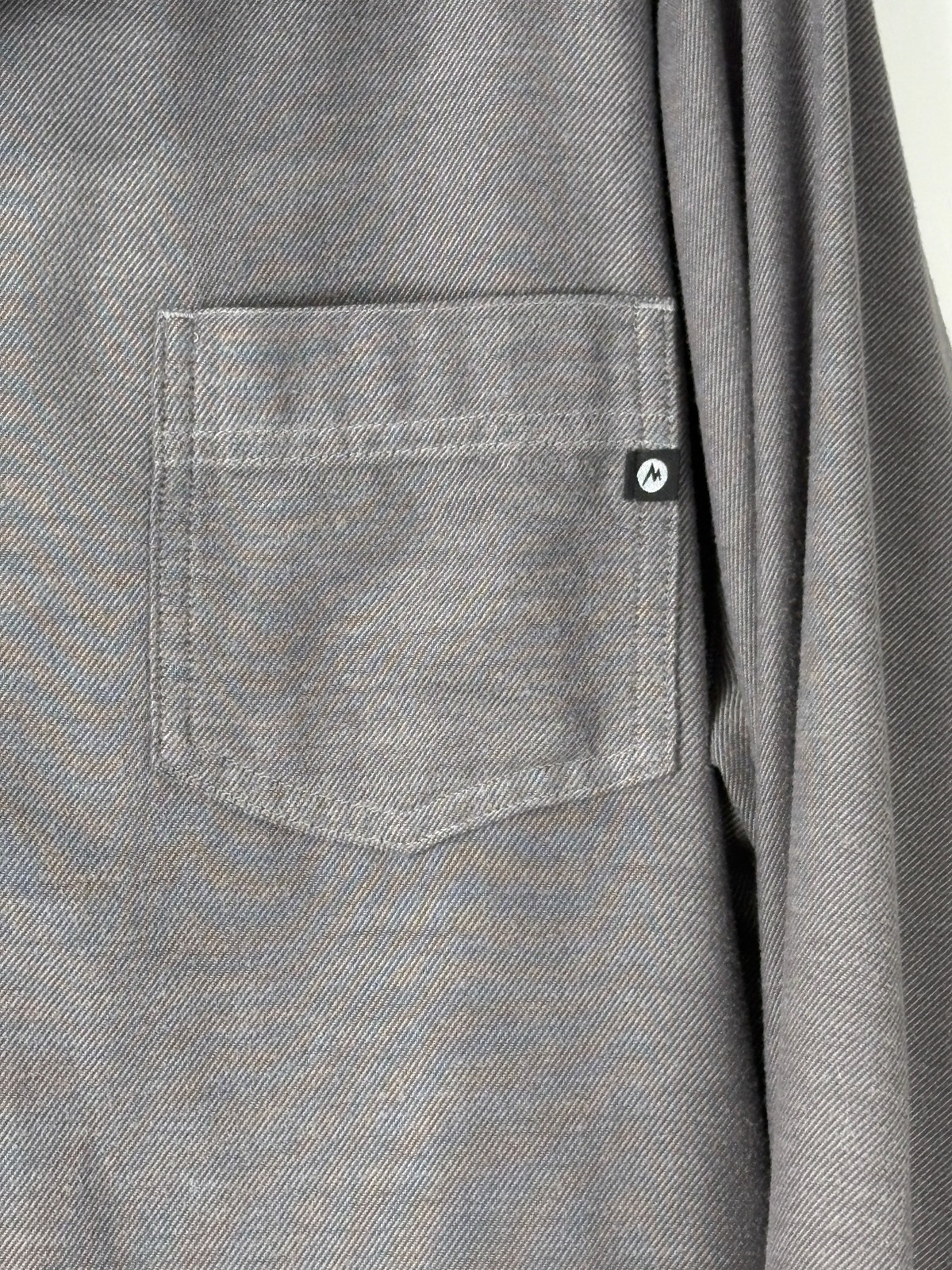 Marmot Shirt Mens LARGE Long Sleeve Button Up Gray Hiking Outdoors Pocket