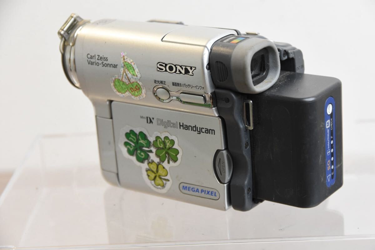 Buy Sony Handycam CCD-TRV33 8mm Analog Camcorder online | eBay