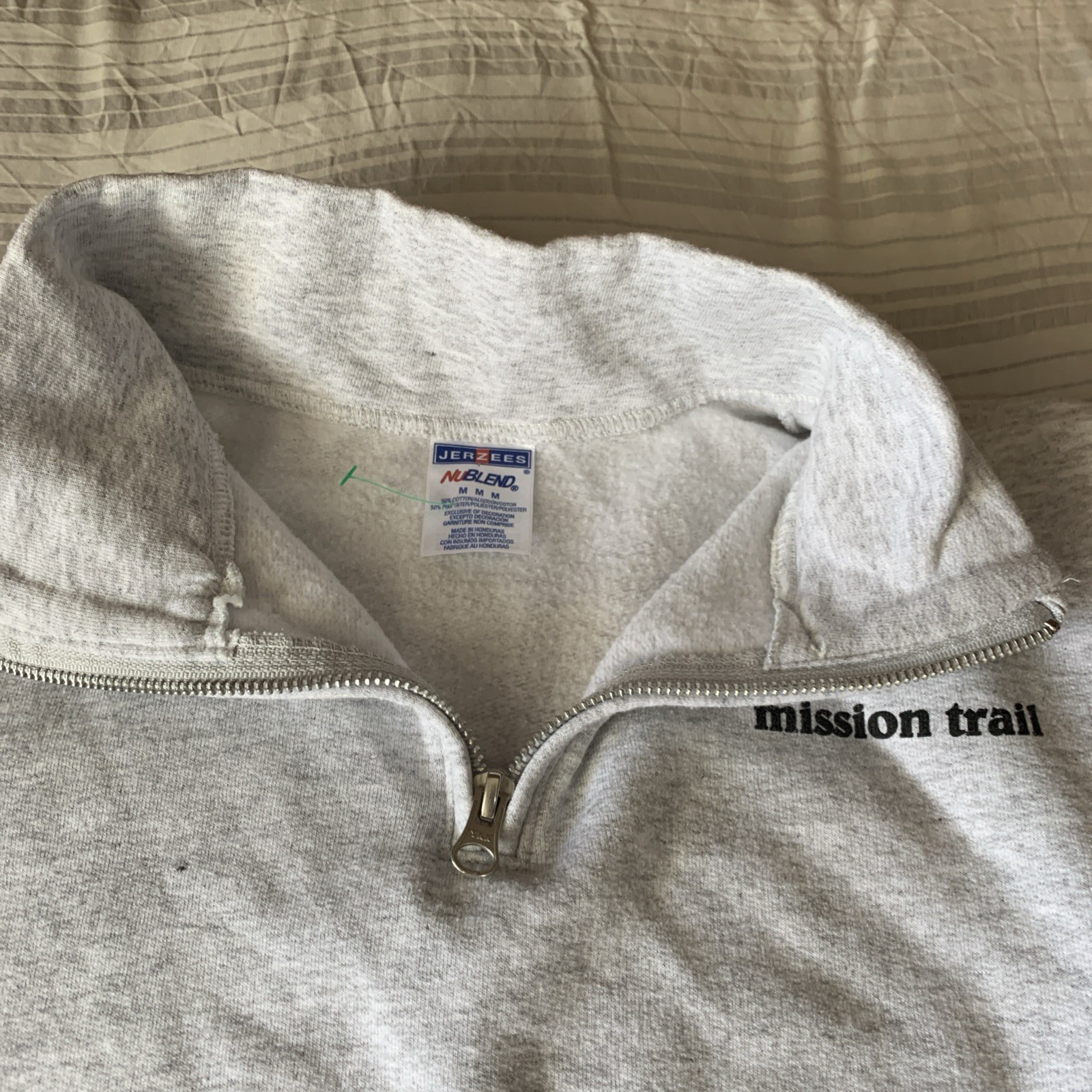 JERZEES NuBlend MEDIUM light Gray Sweatshirt Miss… - image 4