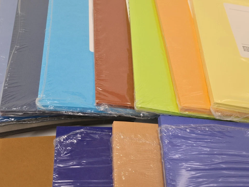 Stampin' Up 8.5" x 11" Cardstock - 19 Packages 200+ Sheets Mixed Lot T3.3 - Image 3 of 4