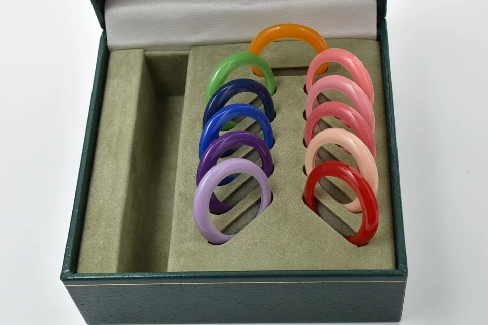 Rare! S size [NEAR MINT] Gucci Change Bezel 11/12 12colors Quartz Women's Watch - Image 4 of 4