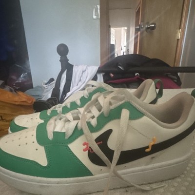Nike Men s Low Top Lace-Up Colorblock Sneakers White Green Black